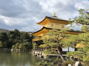 Rokuonji Kinkaku in Kyoto (Kansai)