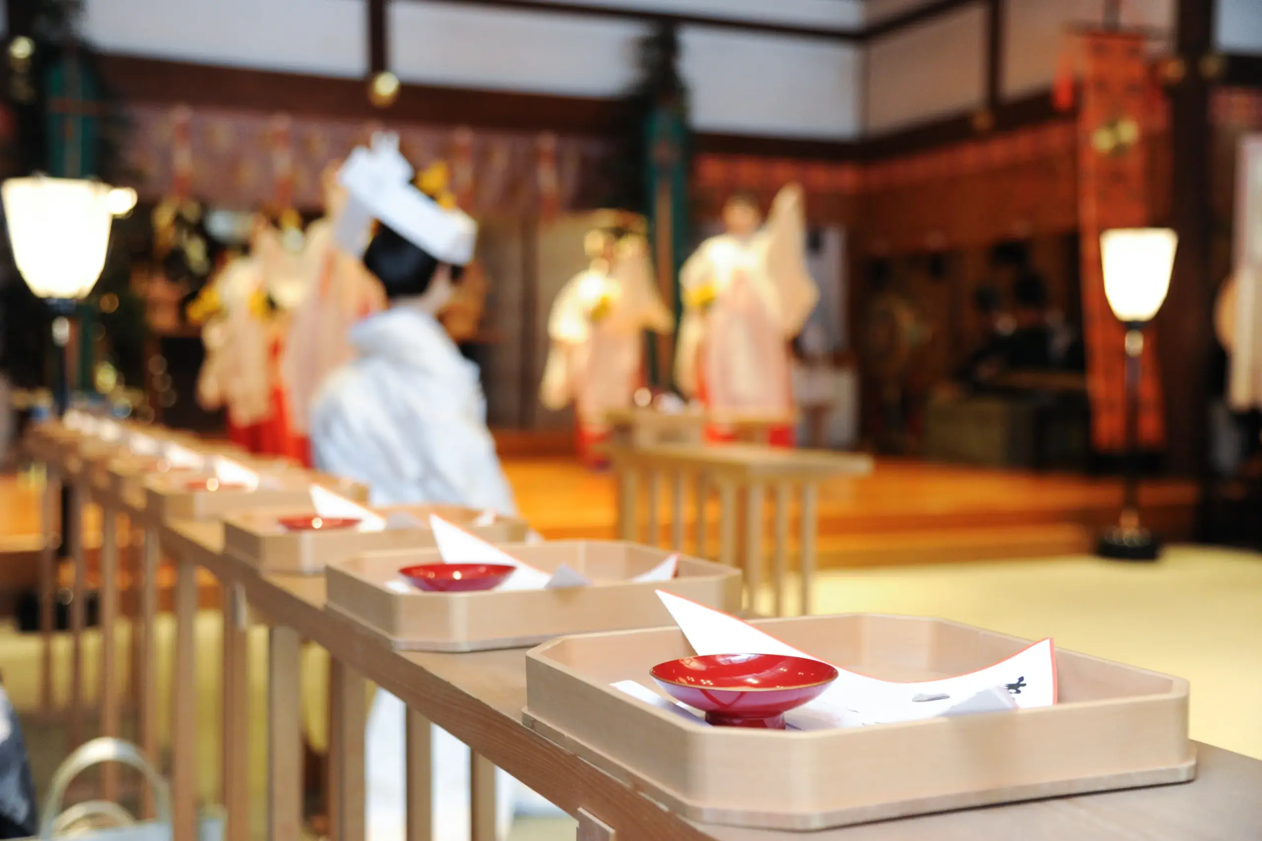 神前結婚式での白無垢を着た新婦の写真